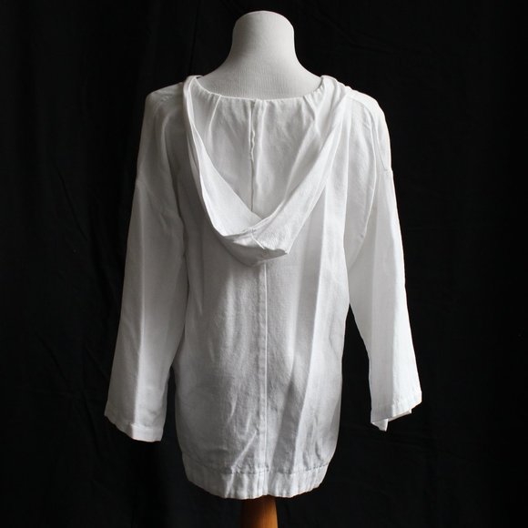 Winsome Hooded Tunic - Picture 2 of 5